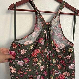 LOFT Green Sleeveless Tank Top